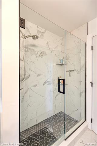 Builiding view thirty nine for 63605 Williamsburg, Washington, MI. 48095