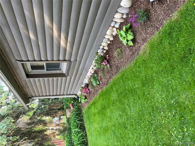 Builiding view fifty for 8402 27 Mile, Washington, MI. 48094