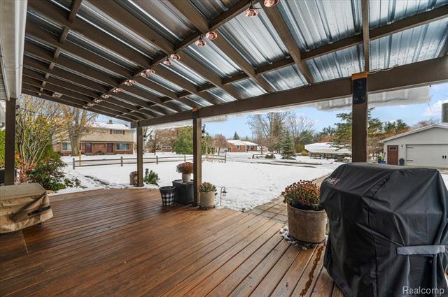 Builiding view five for 8402 27 Mile, Washington, MI. 48094