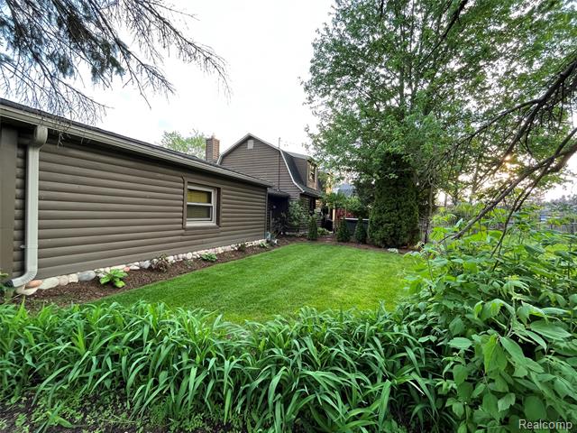 Builiding view forty eight for 8402 27 Mile, Washington, MI. 48094