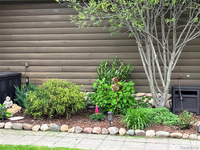 Builiding view forty seven for 8402 27 Mile, Washington, MI. 48094