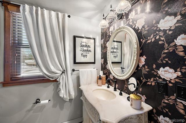 Builiding view twenty one for 8402 27 Mile, Washington, MI. 48094