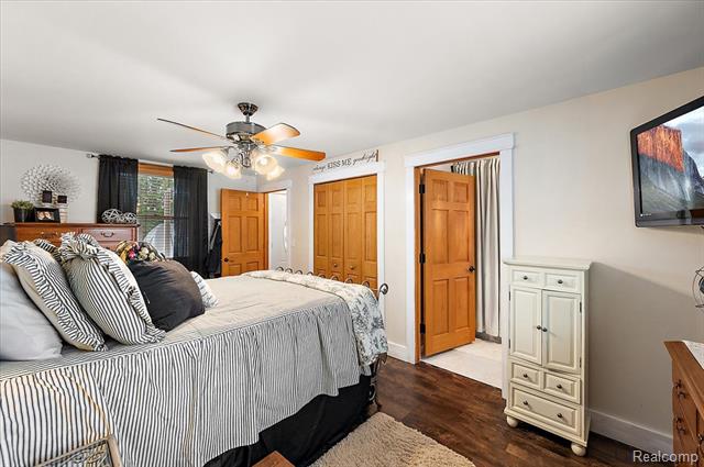 Builiding view twenty three for 8402 27 Mile, Washington, MI. 48094