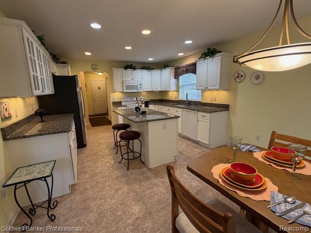 Builiding view thirteen for 8261 Prestwick, Washington, MI. 48095