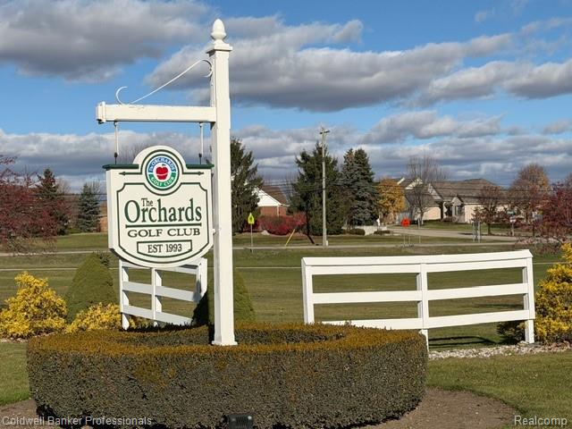 Builiding view thirty seven for 8261 Prestwick, Washington, MI. 48095