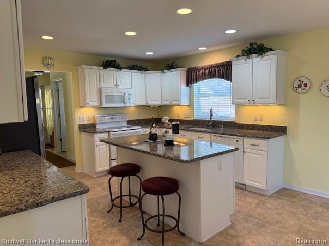 Builiding view twelve for 8261 Prestwick, Washington, MI. 48095