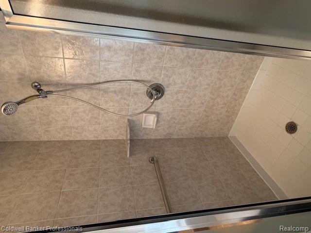 Builiding view twenty for 8261 Prestwick, Washington, MI. 48095