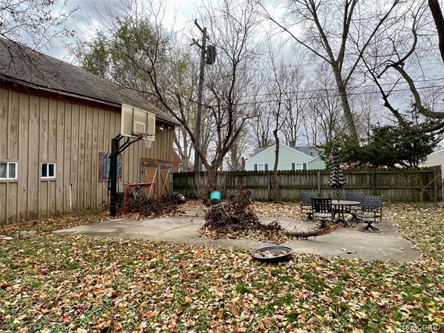 Builiding view twenty five for 139 Tillson, Romeo, MI. 48065