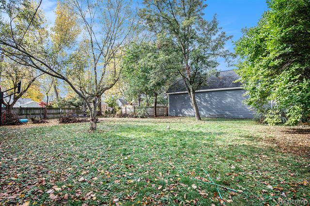 Builiding view twenty seven for 139 Tillson, Romeo, MI. 48065