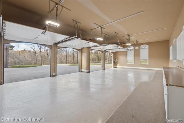 Builiding view fifty four for 2140 33 Mile, Romeo, MI. 48065