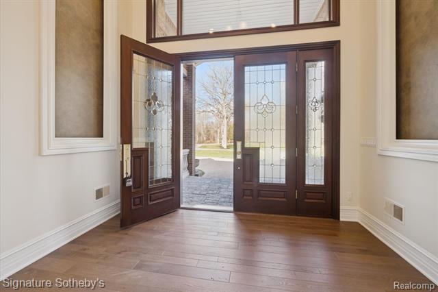 Builiding view five for 2140 33 Mile, Romeo, MI. 48065