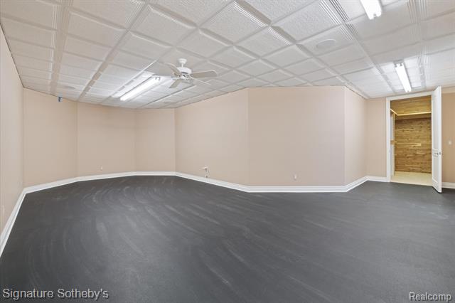 Builiding view forty nine for 2140 33 Mile, Romeo, MI. 48065