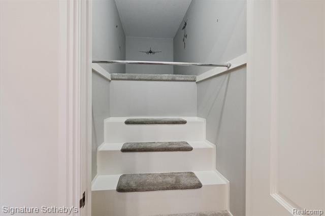 Builiding view thirty four for 2140 33 Mile, Romeo, MI. 48065