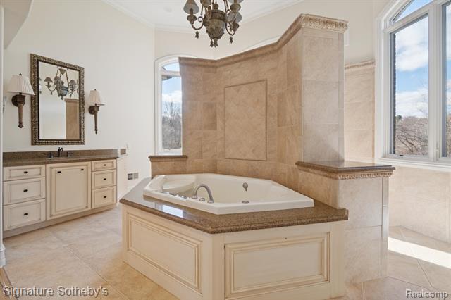 Builiding view twelve for 2140 33 Mile, Romeo, MI. 48065