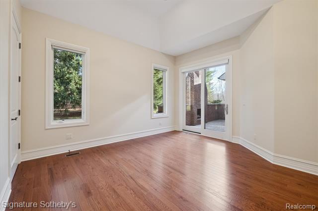 Builiding view twenty nine for 2140 33 Mile, Romeo, MI. 48065