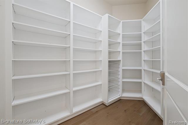 Builiding view twenty seven for 2140 33 Mile, Romeo, MI. 48065