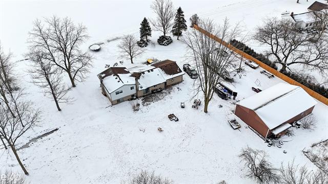 Builiding view forty four for 77000 Brown, Romeo, MI. 48065