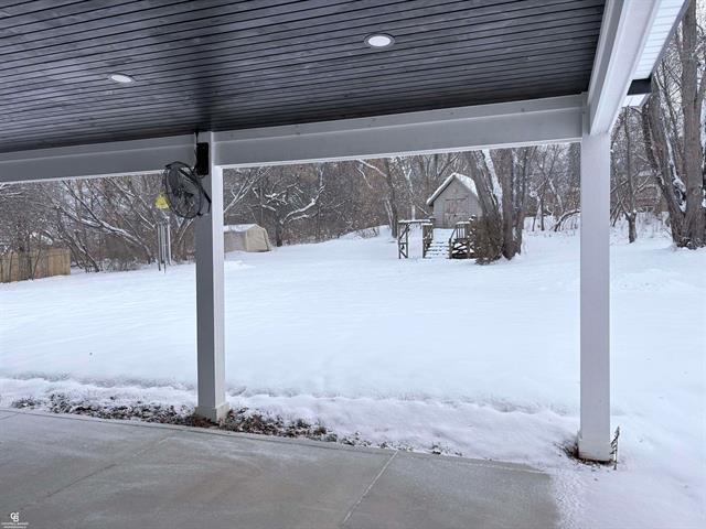 Builiding view fifty for 11300 33 Mile, Romeo, MI. 48065