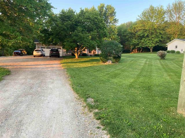 Builiding view one for 11300 33 Mile, Romeo, MI. 48065