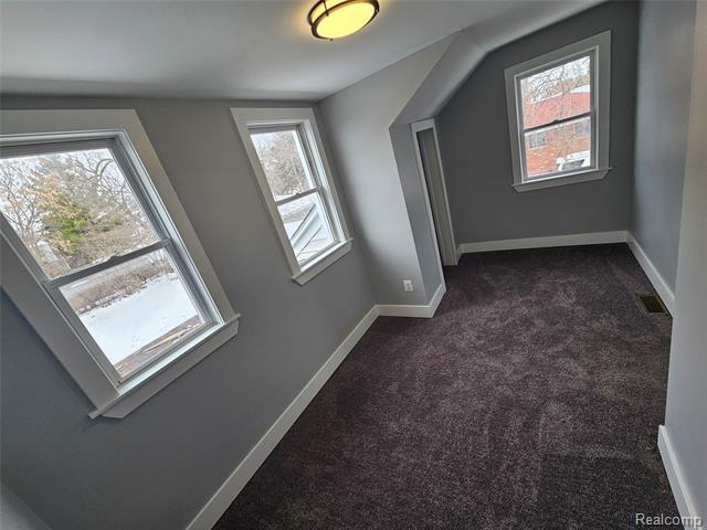 Builiding view fifteen for 20737 Nummer, Warren, MI. 48089