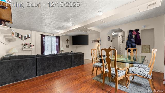 Builiding view four for 8120 Prospect, Warren, MI. 48089