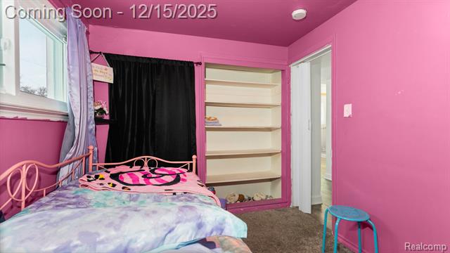 Builiding view nineteen for 8120 Prospect, Warren, MI. 48089