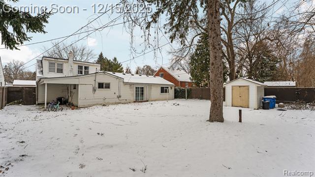 Builiding view thirty for 8120 Prospect, Warren, MI. 48089