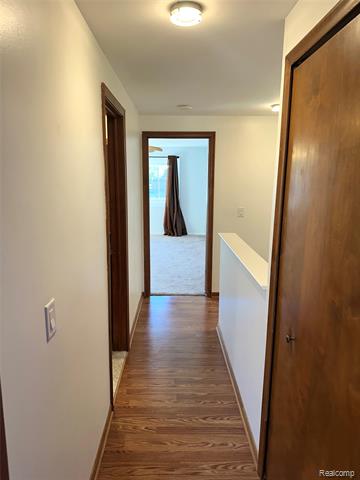 Builiding view sixteen for 19520 Ridgemont, Saint Clair Shores, MI. 48080