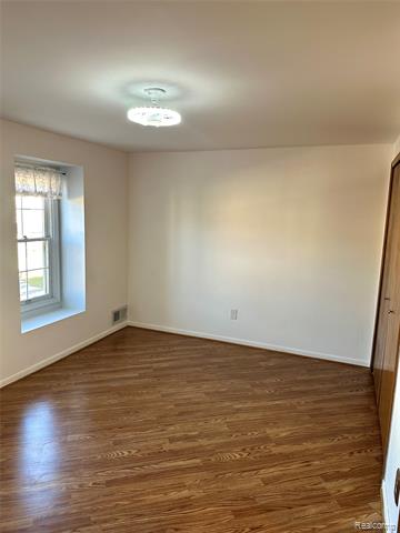 Builiding view thirteen for 19520 Ridgemont, Saint Clair Shores, MI. 48080