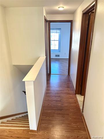 Builiding view twenty three for 19520 Ridgemont, Saint Clair Shores, MI. 48080