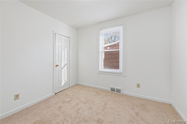 Builiding view eight for 7027 Meadow, Warren, MI. 48091