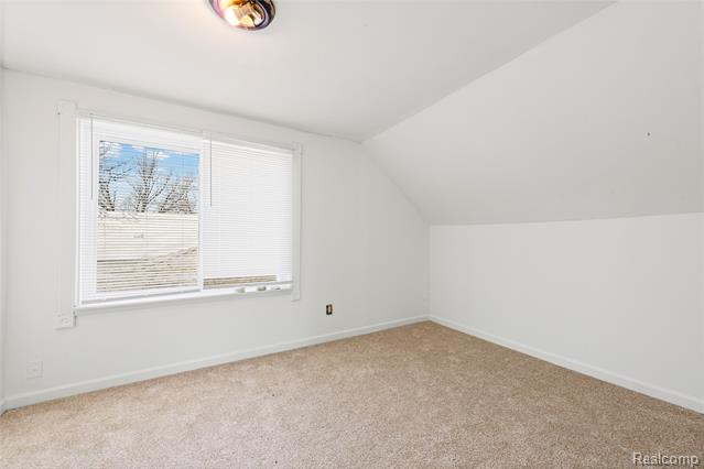 Builiding view eighteen for 7027 Meadow, Warren, MI. 48091