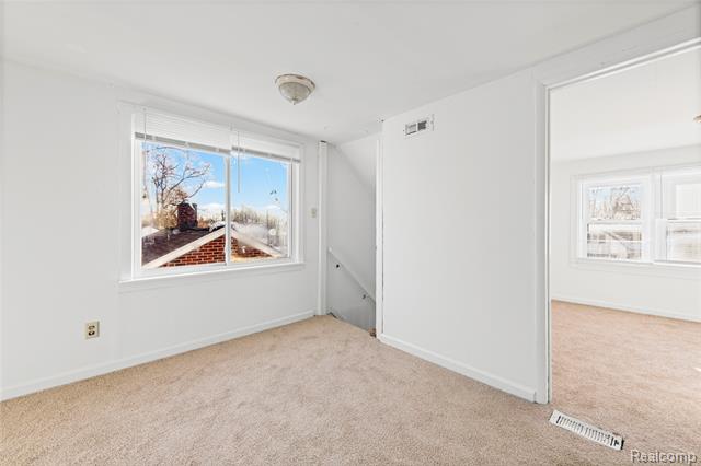 Builiding view seventeen for 7027 Meadow, Warren, MI. 48091