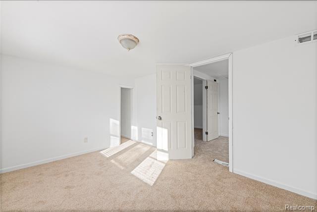 Builiding view twenty one for 7027 Meadow, Warren, MI. 48091