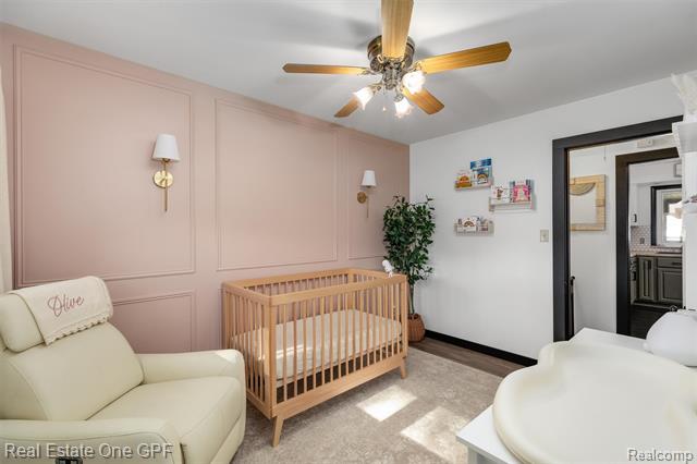 Builiding view fifteen for 21701 Chalon, Saint Clair Shores, MI. 48080