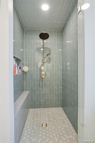 Builiding view thirty for 63649 Monticello Eas, Washington, MI. 48095