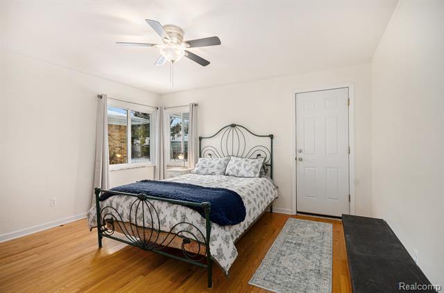 Builiding view four for 17409 Collinson, Eastpointe, MI. 48021