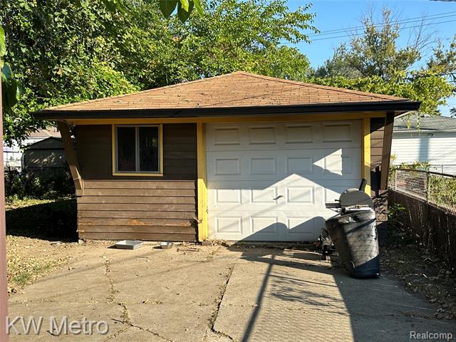 Builiding view eight for 13459 Toepfer, Warren, MI. 48089