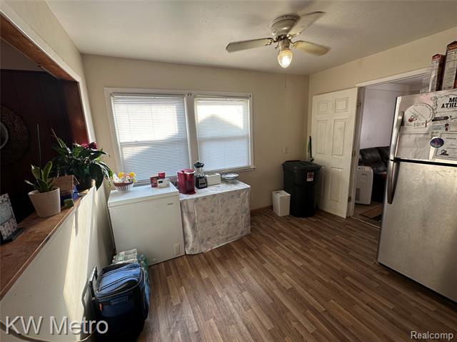 Builiding view fifteen for 13459 Toepfer, Warren, MI. 48089