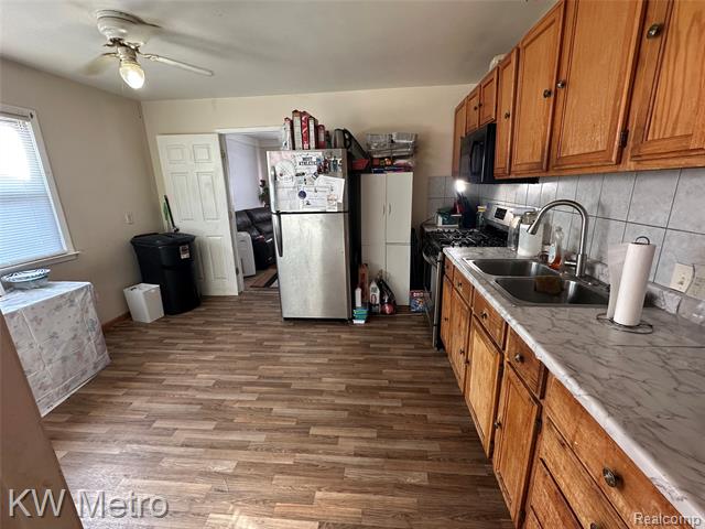 Builiding view fourteen for 13459 Toepfer, Warren, MI. 48089