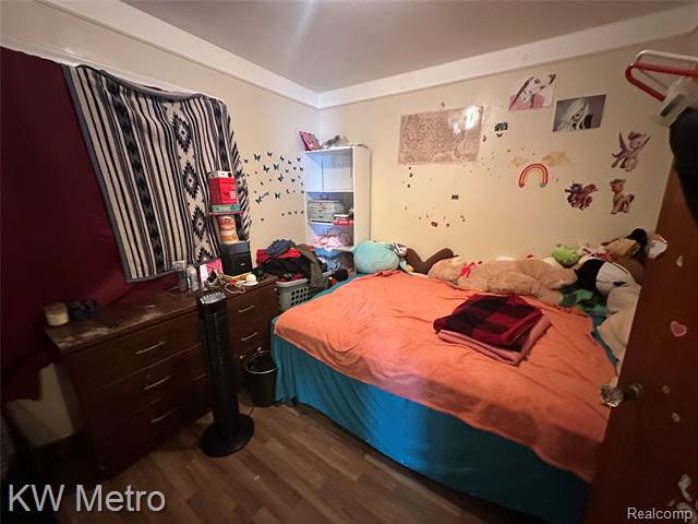 Builiding view thirty seven for 13459 Toepfer, Warren, MI. 48089