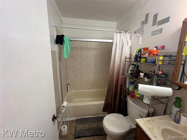 Builiding view thirty two for 13459 Toepfer, Warren, MI. 48089