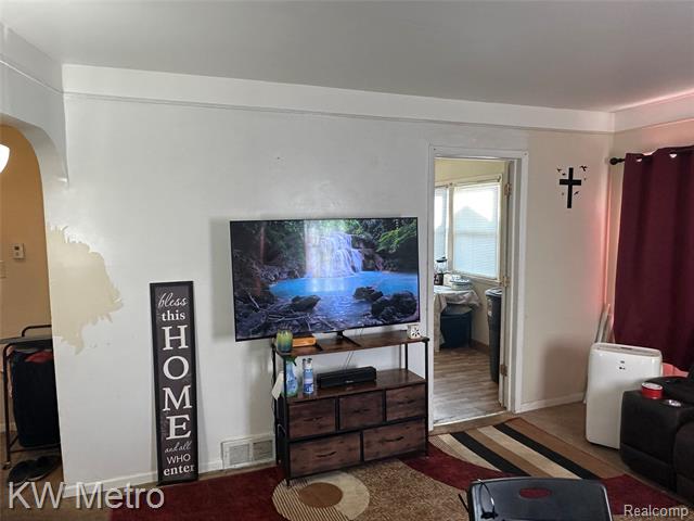 Builiding view twelve for 13459 Toepfer, Warren, MI. 48089