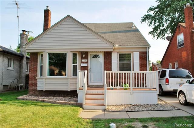 front view for 23016 California, Saint Clair Shores, Mi. 48080