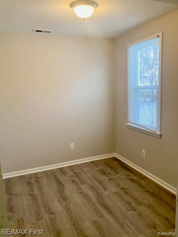 Builiding view nine for 7599 Toepfer, Warren, MI. 48091