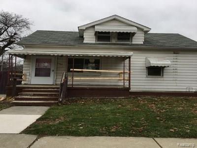 front view for 8457 Meadow, Warren, Mi. 48089