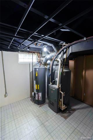 Builiding view twenty eight for 22635 California, Saint Clair Shores, MI. 48080