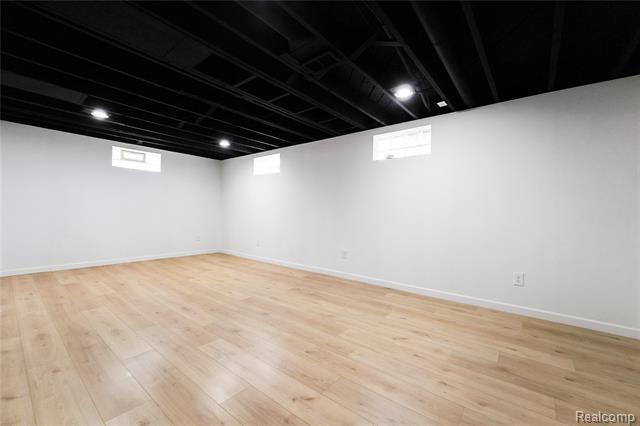 Builiding view twenty six for 22635 California, Saint Clair Shores, MI. 48080