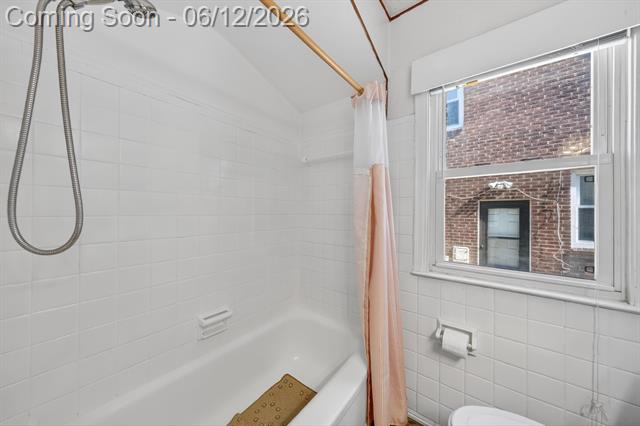 Builiding view twenty one for 21500 Redmond, Eastpointe, MI. 48021