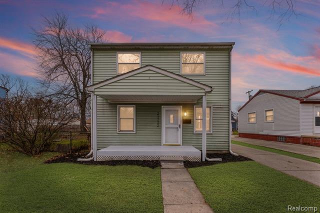 Builiding view one for 21722 Rosedale, Saint Clair Shores, MI. 48080